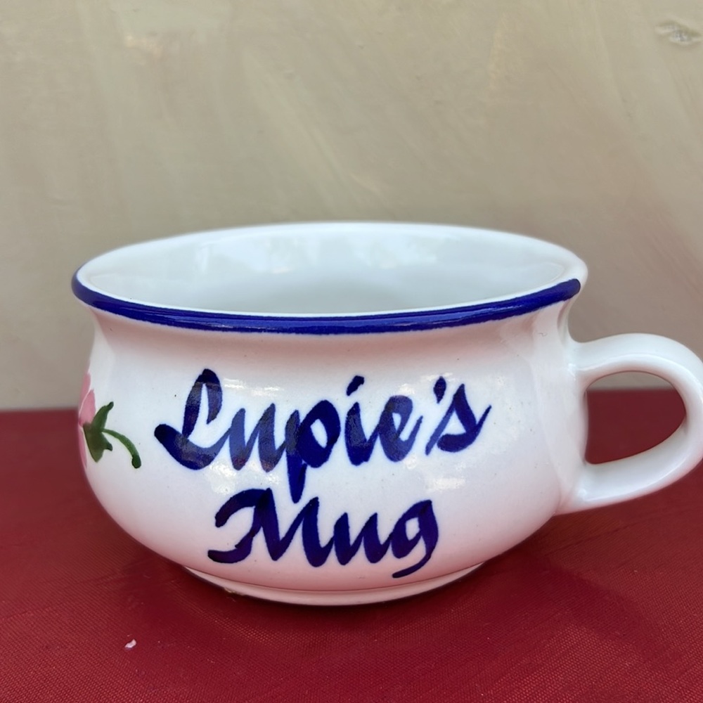 Louie’s & Yummie Mug Clay Design - Picture 11 of 11